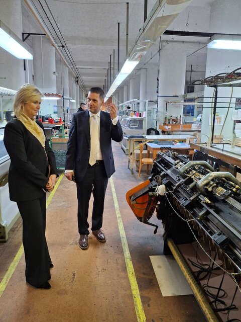 První dáma v Schindlerově pletárně